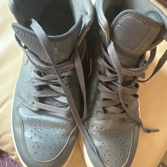 Air Jorden men shoes pure leather size 9 - Picture 10 of 12